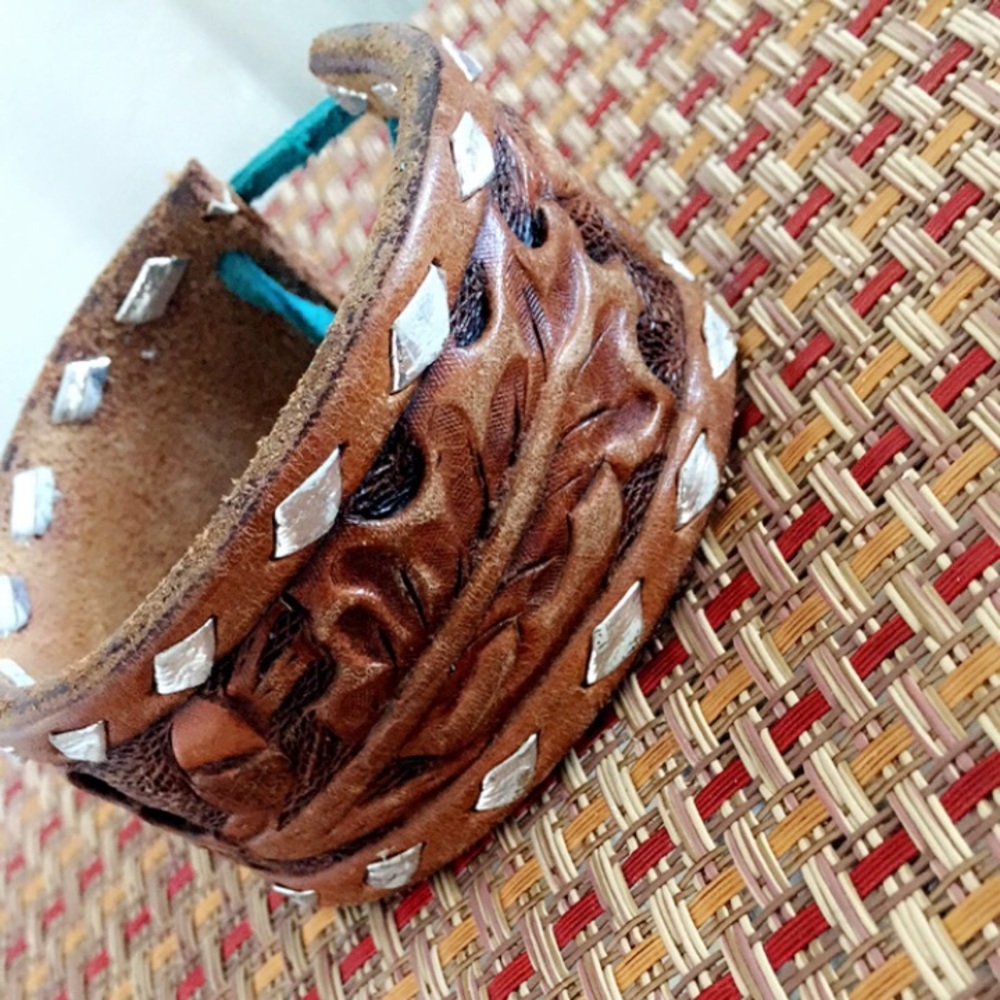 Adjustable leather cuff